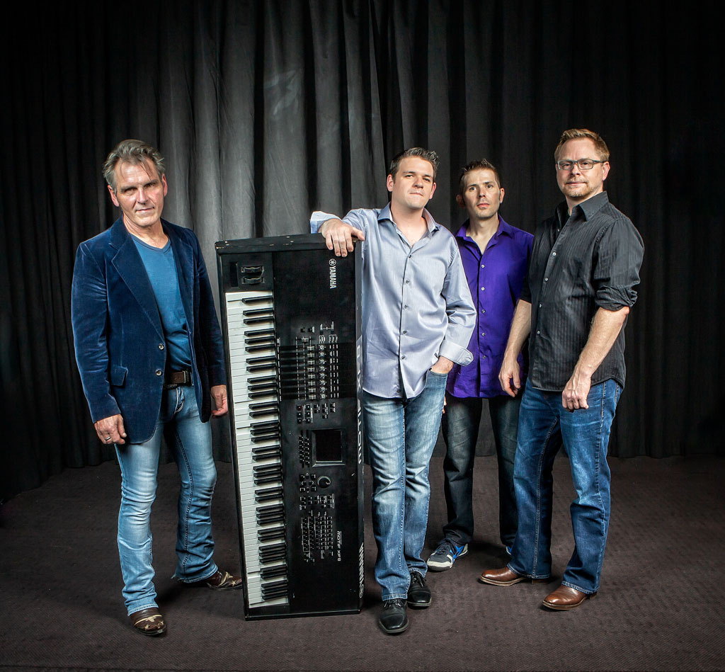 Brady Goss Band Standup Keyboard Jim Dorothy Photography